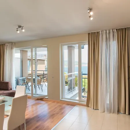 Santa Maria Apartment *